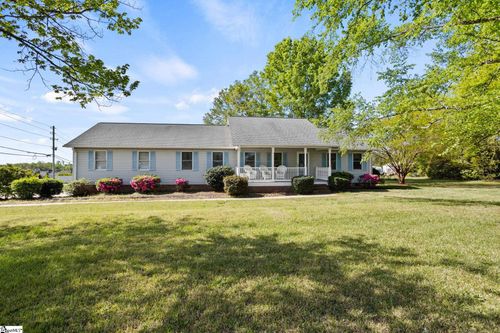 2604 Roper Mountain Road, Simpsonville, SC, 29681 | Card Image