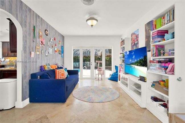 7860 Sw 134 Th St, House other with 4 bedrooms, 3 bathrooms and null parking in Pinecrest FL | Image 8