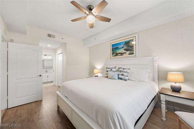 APT-1014 - 8470 Kingbird Loop, Condo with 2 bedrooms, 2 bathrooms and null parking in ESTERO FL | Image 8