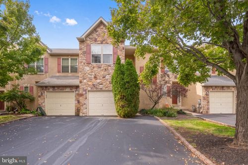 6 Abbott Ct, Eagleville, PA, 19403-4554 | Card Image
