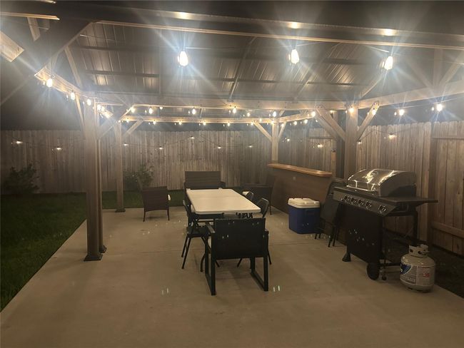 Spacious covered patio. | Image 28