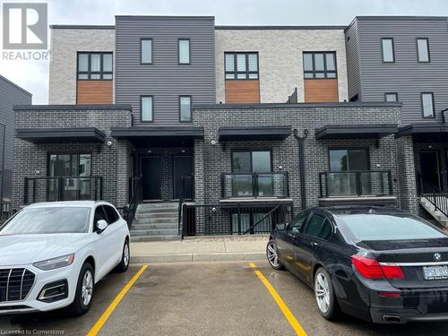 11-235 Chapel Hill Dr, Kitchener, ON, N2R0S4 | Card Image