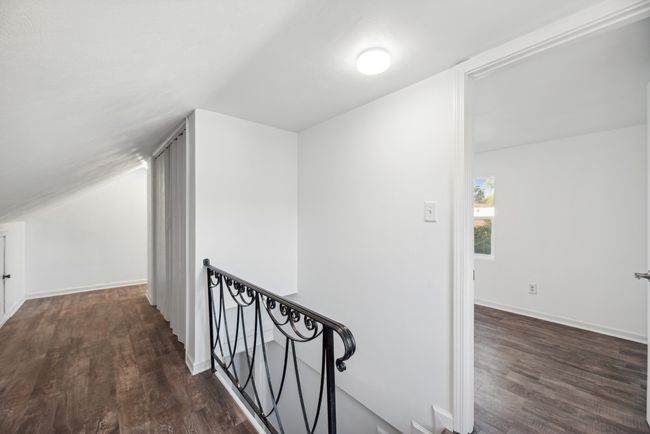 12_Interior | Image 13