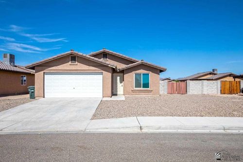 3657 S Benson Ave, Yuma, AZ, 85365-7432 | Card Image