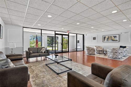apt-5g-175 Maple Ave, Westbury, NY, 11590-3169 | Card Image
