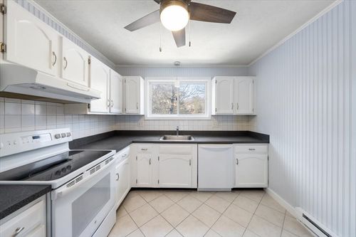 78-78 Highwood Dr, Franklin, MA, 02038-2922 | Card Image