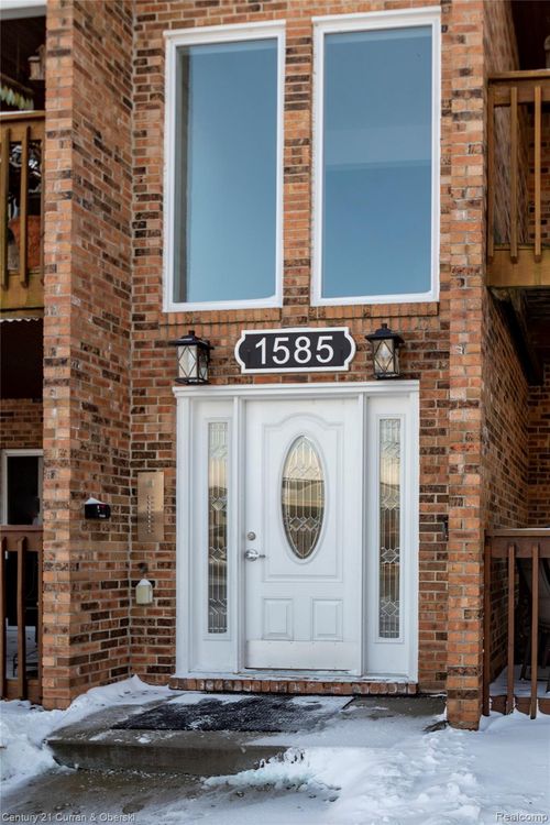 apt-166-1585 Harbour Blvd, Trenton, MI, 48183-2167 | Card Image