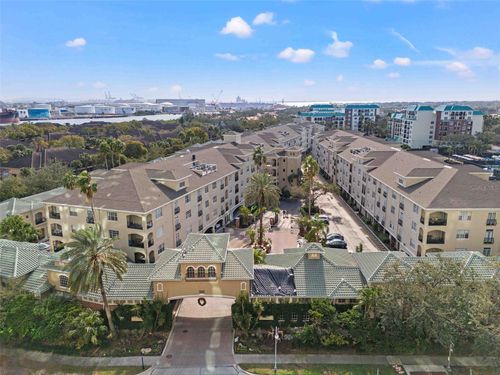 2111-501 Knights Run Ave, Tampa, FL, 33602-5946 | Card Image