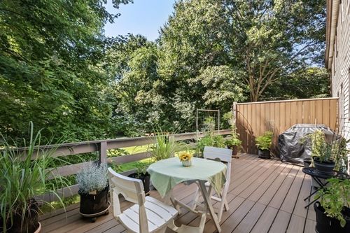 47-47 Forest St, Rockland, MA, 02370-1101 | Card Image