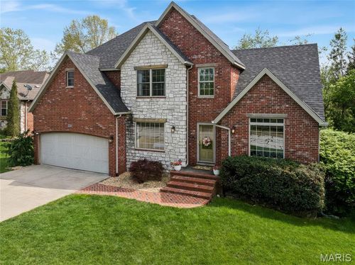 2116 E Hawkins Ct, Ozark, MO, 65721-6743 | Card Image