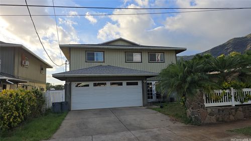 84-737 Manuku St, Waianae, HI, 96792-1833 | Card Image