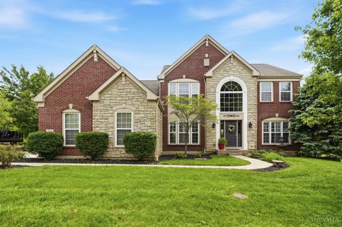 7490 Susan Springs Dr, West Chester, OH, 45069-4085 | Card Image