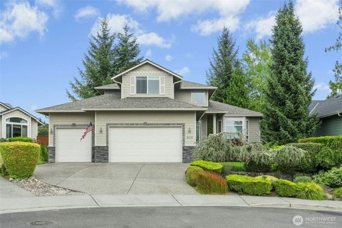 6115 72nd Dr Ne, Marysville, WA, 98270-8896 | Card Image