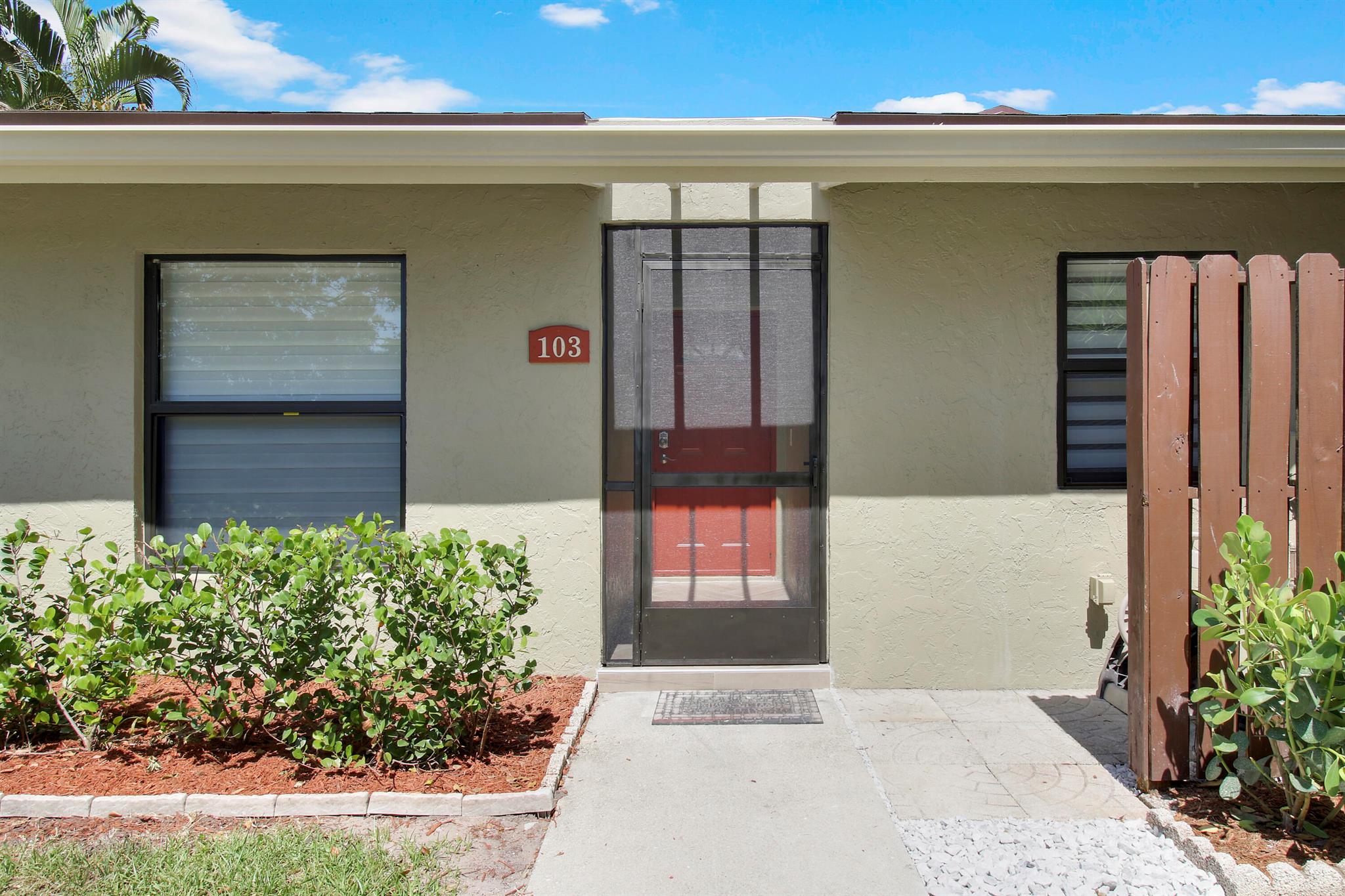 Meadows Dr, Boynton Beach, FL 33436