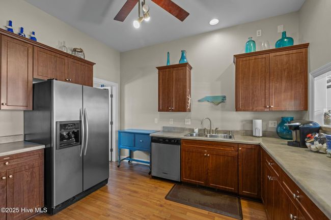 106 S Water St, House other with 6 bedrooms, 5 bathrooms and null parking in Swansboro NC | Image 10