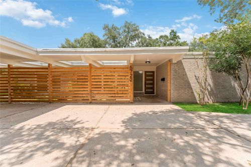 5722 W Bellfort Ave, Houston, TX, 77035-2430 | Card Image