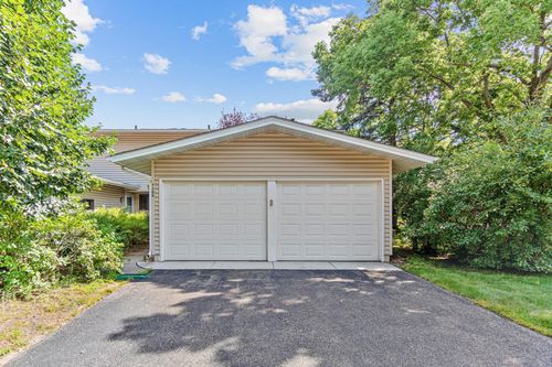 7200 Perry Ct E, Brooklyn Center, MN, 55429-1203 | Card Image