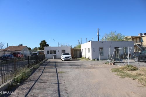 541 East Rd, El Paso, TX, 79915-3189 | Card Image