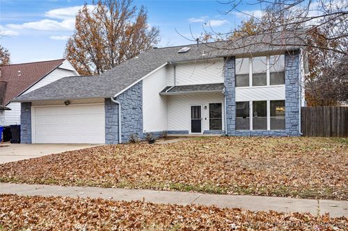 2904 W Canton St, Broken Arrow, OK, 74012-0823 | Card Image