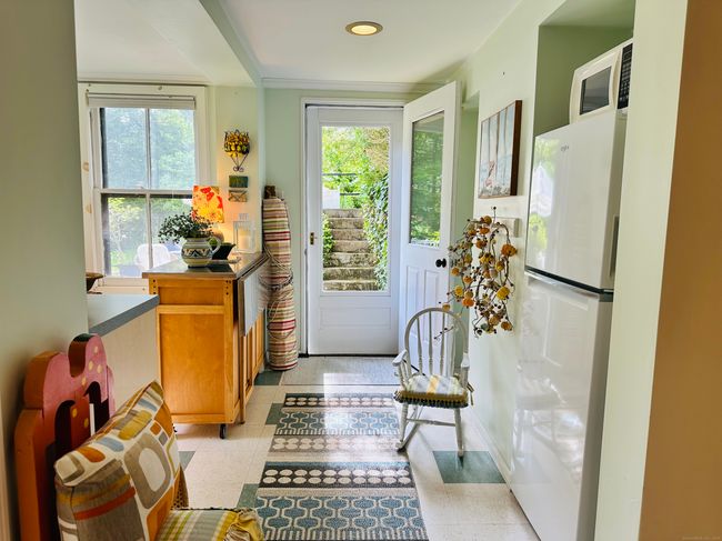 137 Main St, House other with 3 bedrooms, 2 bathrooms and 3 parking in Chester CT | Image 33