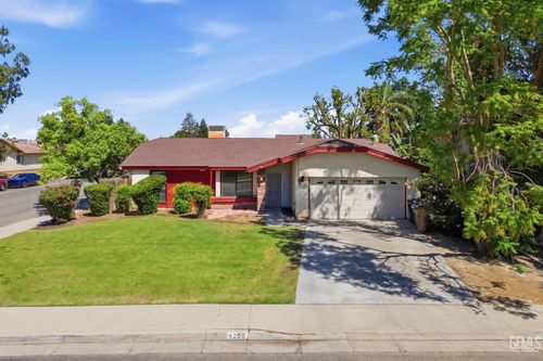 4200 Ryder Ln, Bakersfield, CA, 93311 | Card Image