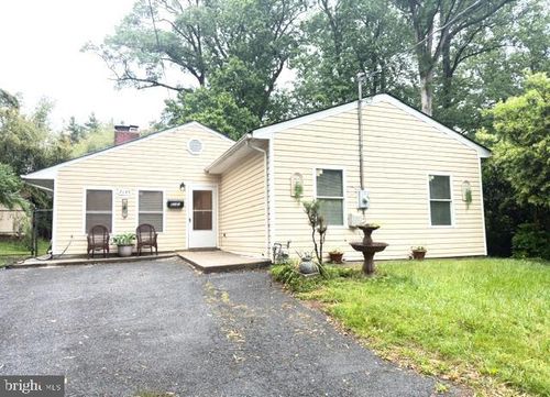 7135 Oak Ridge Rd, FALLS CHURCH, VA, 22042-2561 | Card Image