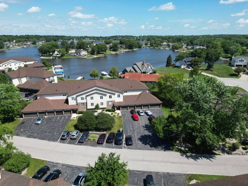 e-5065 Spinnaker Ln, Crown Point, IN, 46307 | Card Image