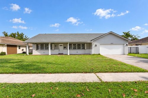 7521 Sw 1st St, Plantation, FL, 33317-3201 | Card Image