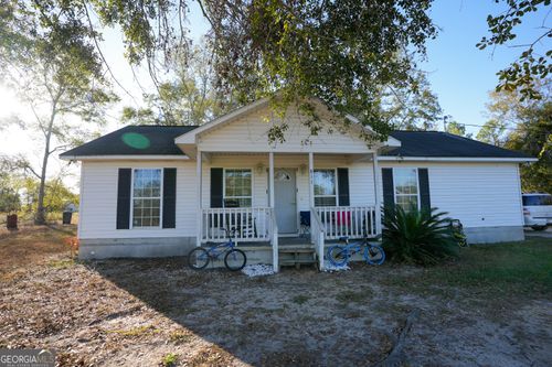 811 Hardwood Way, Vidalia, GA, 30474-7305 | Card Image