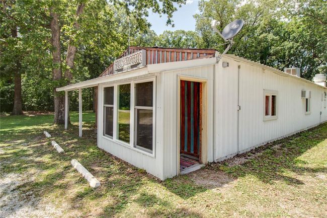 15875 Shipman Rd, Home with 0 bedrooms, 0 bathrooms and null parking in Carlinville IL | Image 10