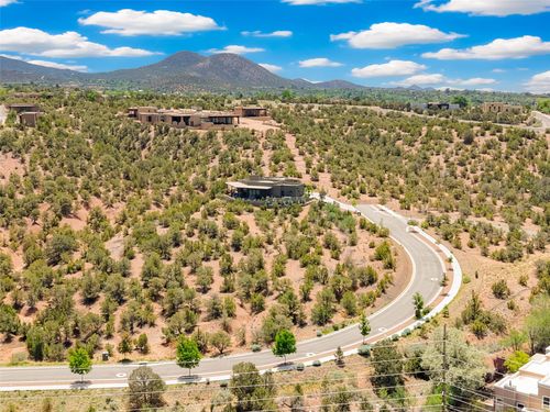 565 Calle Mirasol, Santa Fe, NM, 87501 | Card Image