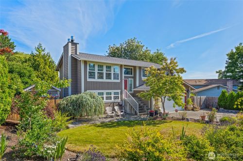 14618 Se 275th Pl, Kent, WA, 98042-9135 | Card Image