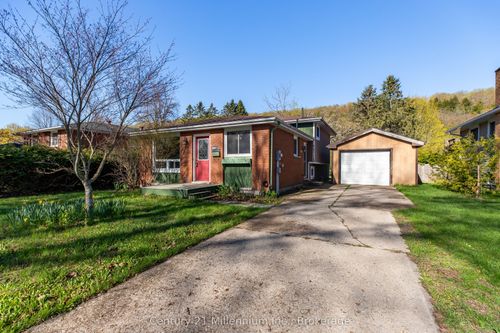 240 5th Ave W, Owen Sound, ON, N4K6G4 | Card Image
