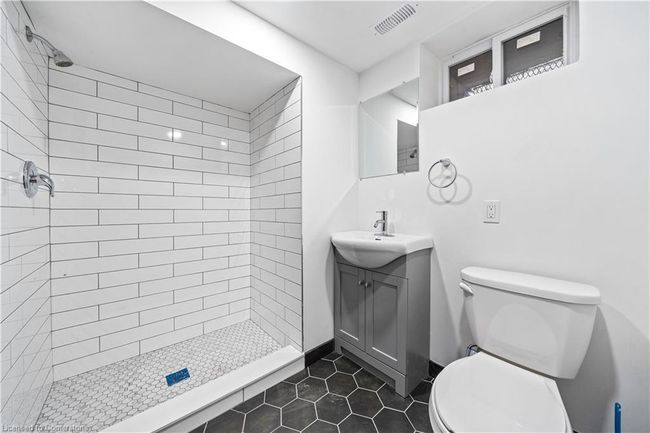 32 Britannia Ave, House other with 4 bedrooms, 3 bathrooms and 2 parking in Hamilton ON | Image 25