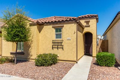 8960 W Nicolet Avenue, House other with 2 bedrooms, 3 bathrooms and null parking in Glendale AZ | Image 2