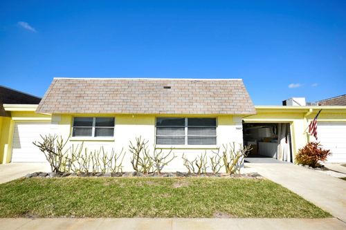 15-7057 Versailles N, PINELLAS PARK, FL, 33781-1117 | Card Image