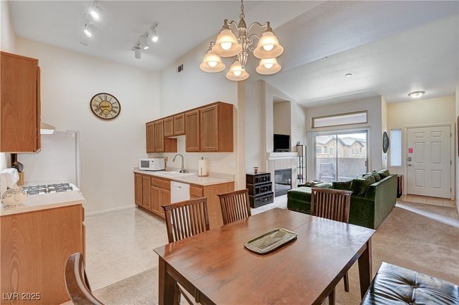 2014 - 8985 S Durango Dr, Condo with 3 bedrooms, 2 bathrooms and null parking in Las Vegas NV | Image 12