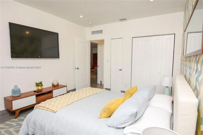 641 86 Th St, House other with 3 bedrooms, 3 bathrooms and null parking in Miami Beach FL | Image 31