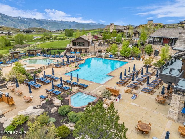 9452 N Vale View Cir, House other with 4 bedrooms, 6 bathrooms and null parking in Kamas UT | Image 27