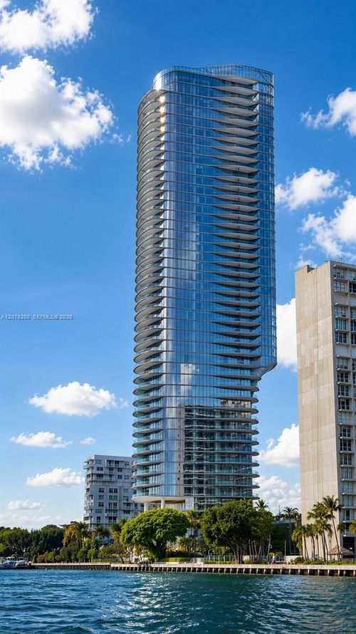 504-175 Se 25th Rd, Miami, FL, 33129-2439 | Card Image