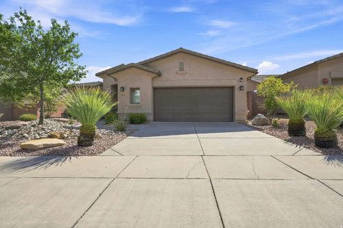 2255 N Prospector Ln, Washington, UT, 84780-2117 | Card Image
