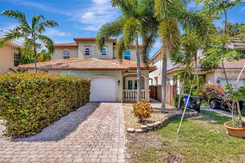 853 Sw 11th Ct, Fort Lauderdale, FL, 33315-1253 | Card Image