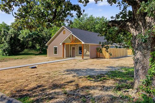 509 Milam St, Hearne, TX, 77859-2171 | Card Image