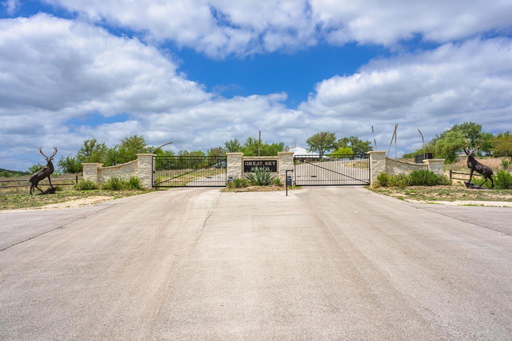 Land in Kerrville 2