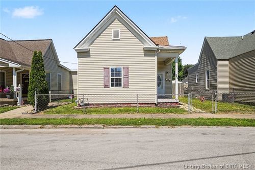 324 Galt St, New Albany, IN, 47150-1613 | Card Image