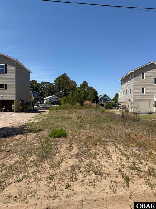 107 King Ct, Kill Devil Hills, NC, 27948-9146 | Card Image