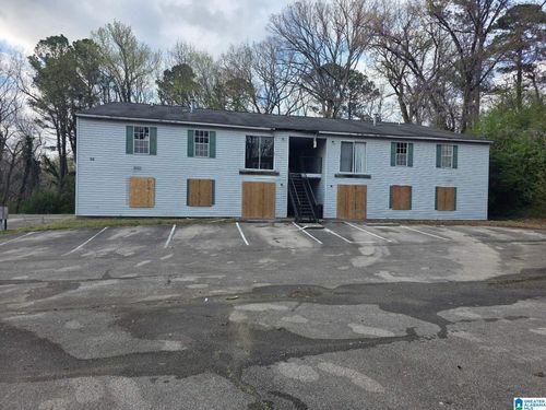 121 16th Ave Ne, Center Point, AL, 35215-5620 | Card Image