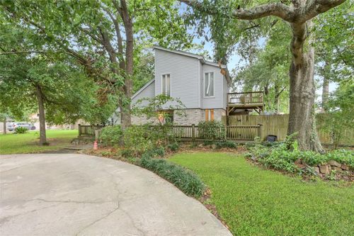 423 Paradise Ln, Montgomery, TX, 77356-5766 | Card Image