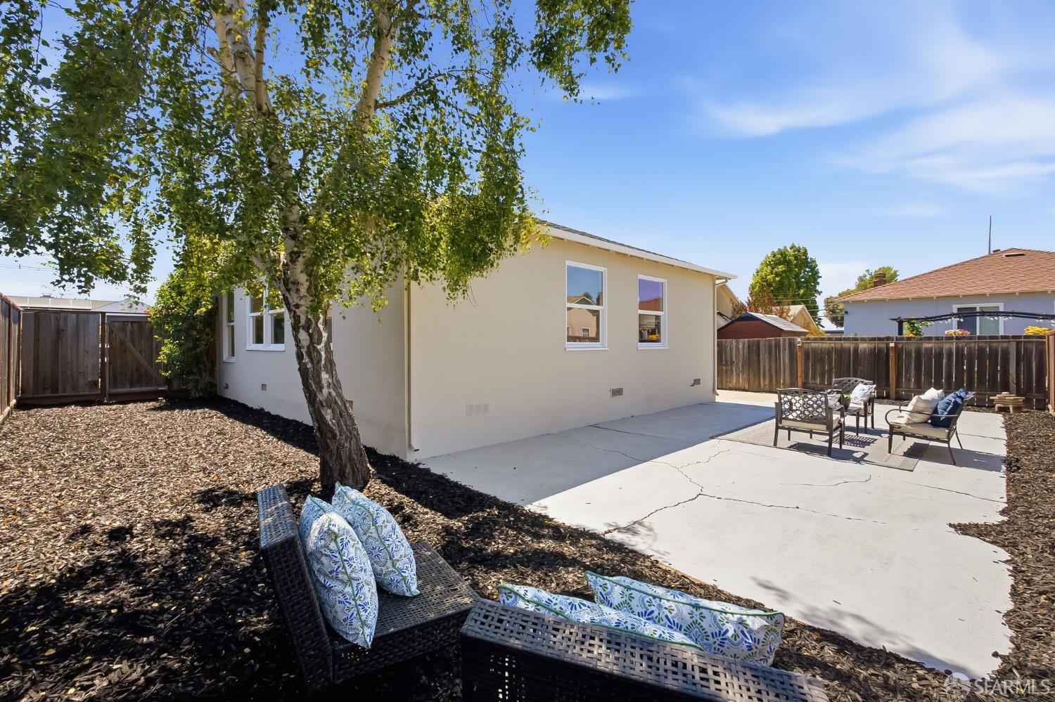 Residential in San Mateo 3