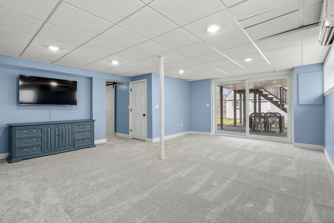 29 Putnam St, House other with 5 bedrooms, 2 bathrooms and 4 parking in Peabody MA | Image 19